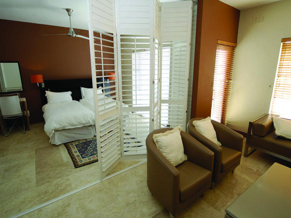 Camps Bay Resort - bedroom